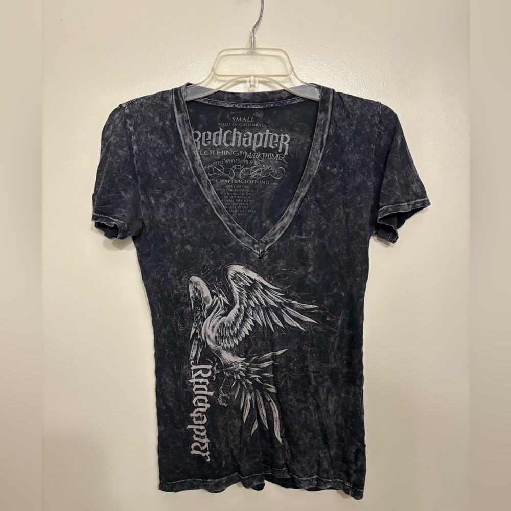 Red Chapter ambigram V neck